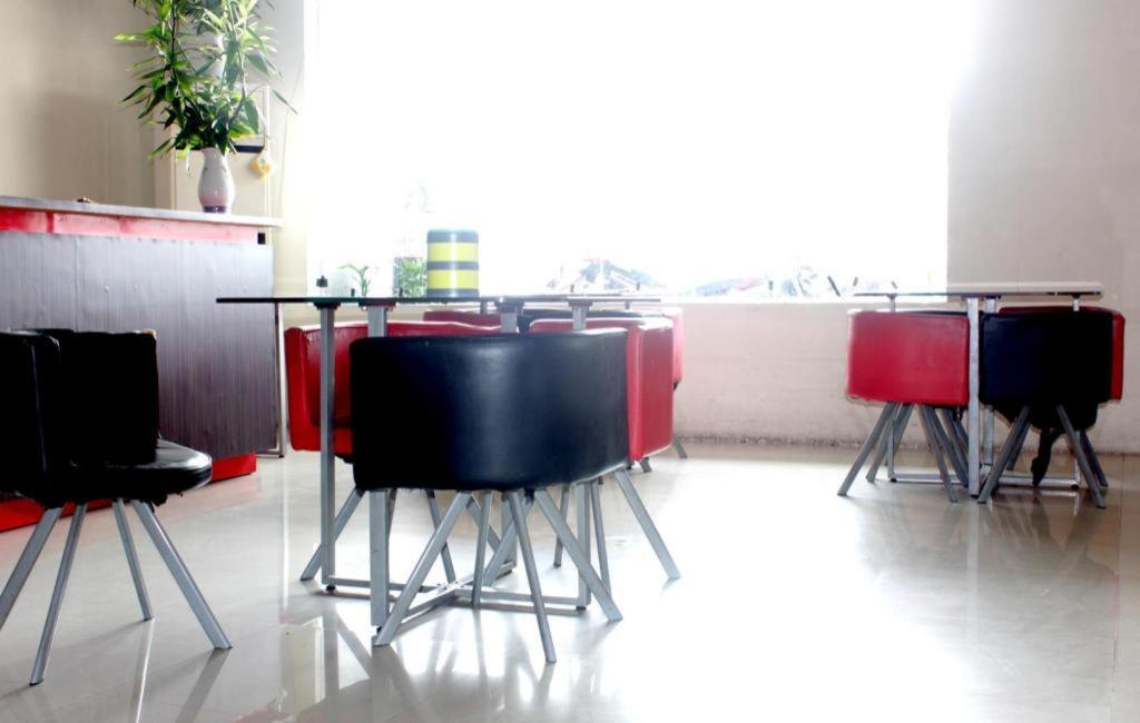 Hotel Permata Makassar Esterno foto